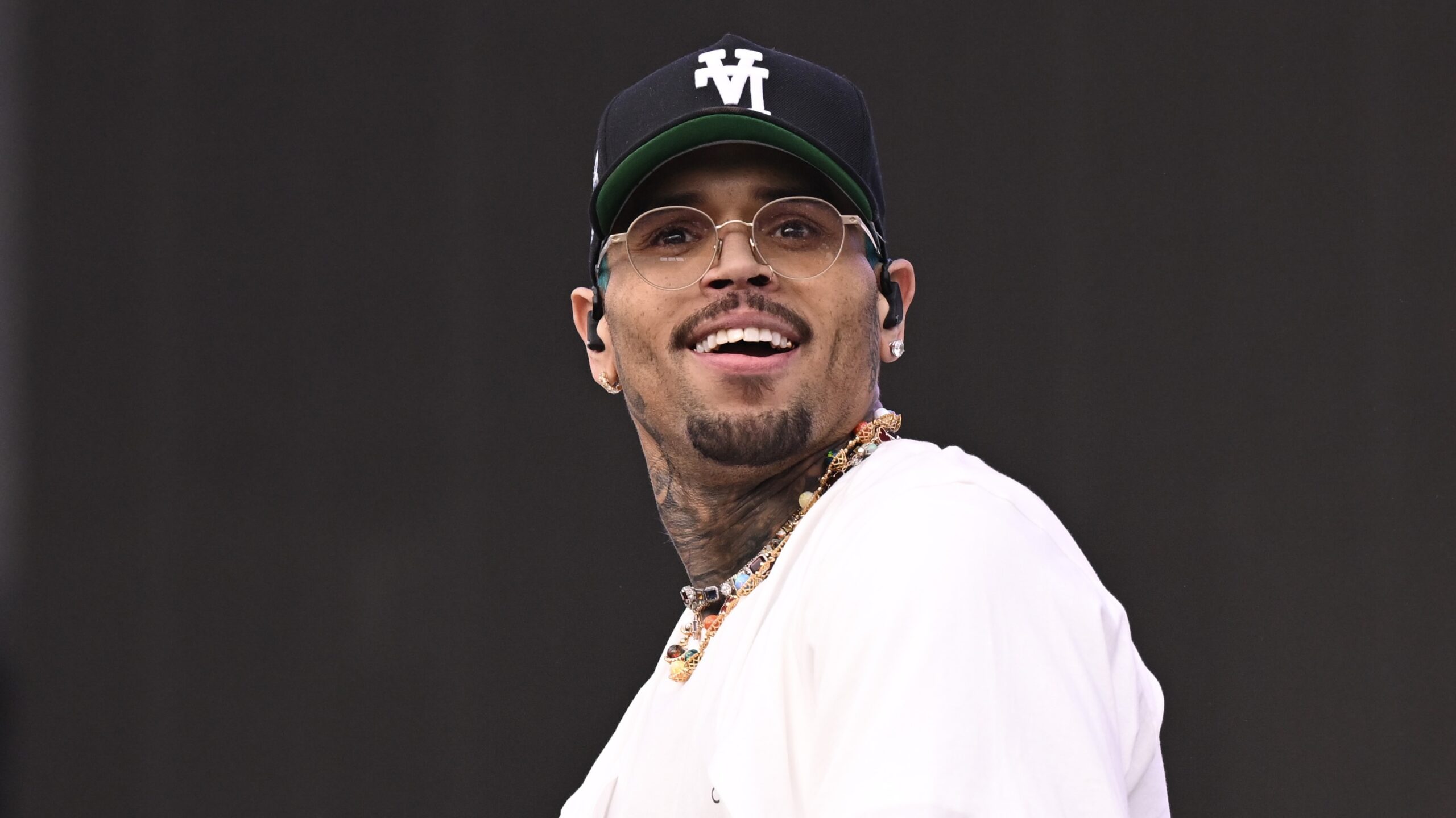 Social Media Users Are Cuttin UP After Chris Brown Announced The Clothing Theme For His & Usher Upcoming Tour