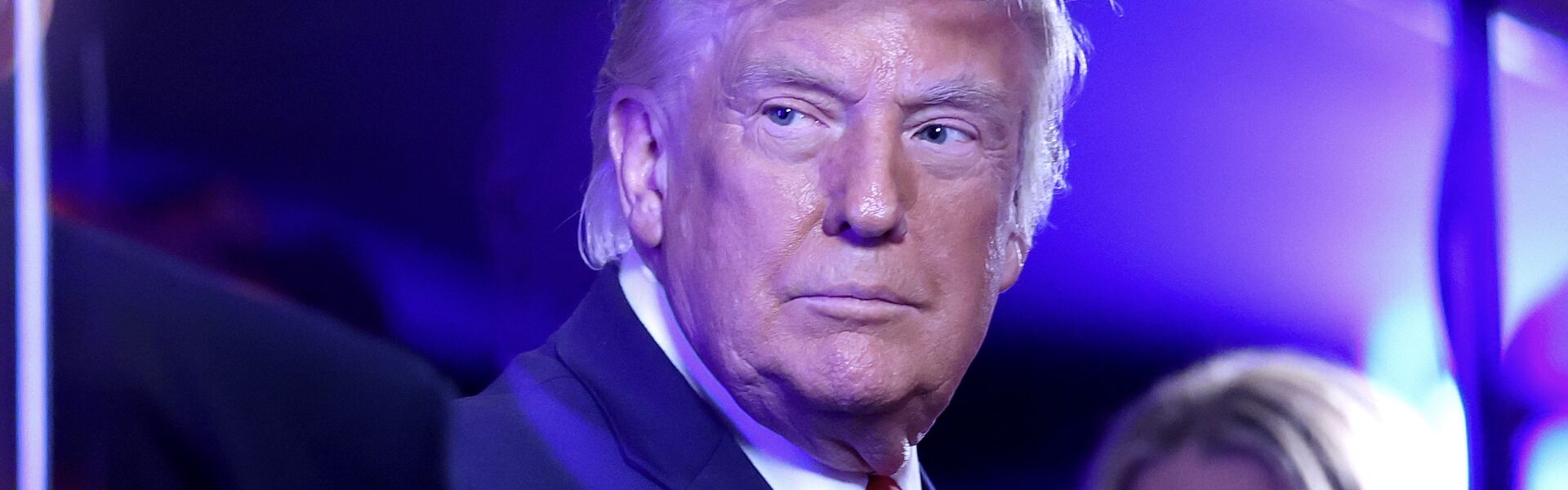 One Band, One Sound! Social Media Users Are Crackin' Up At Crowd's Reaction To Donald Trump Attending Game 3 Of NBA Finals (VIDEOS)