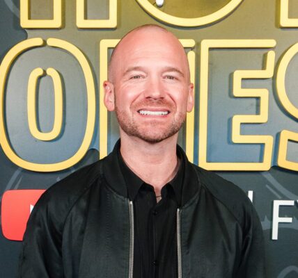 Sean Evans' Net Worth: How Much Money the 'Hot Ones' Host Makes