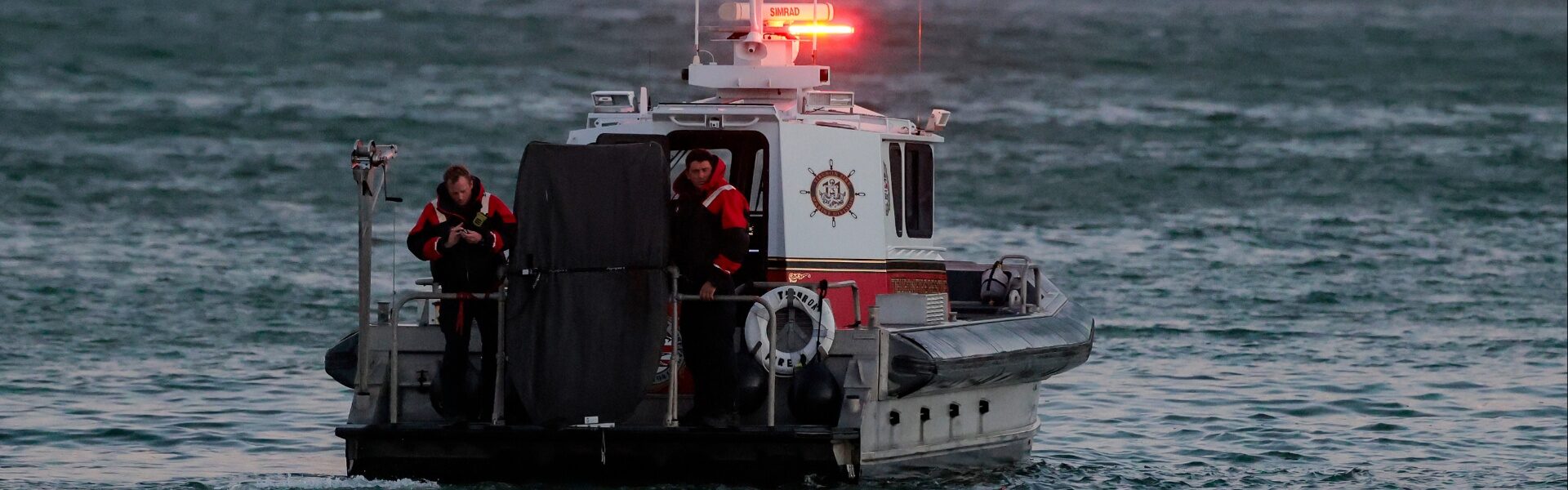 One Person Dies After Boat Capsizes In San Francisco While Heading To Memorial Service (VIDEO)