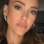 Plunging Dress by Jessica Alba Dares to Her Waist in Bold Style