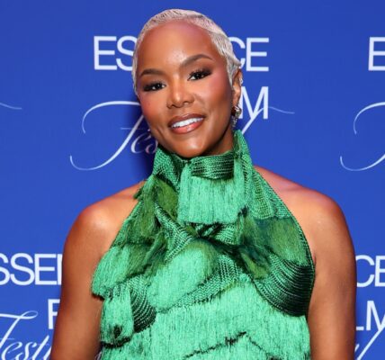 LeToya Luckett radio stations warned music torn Destiny's Child