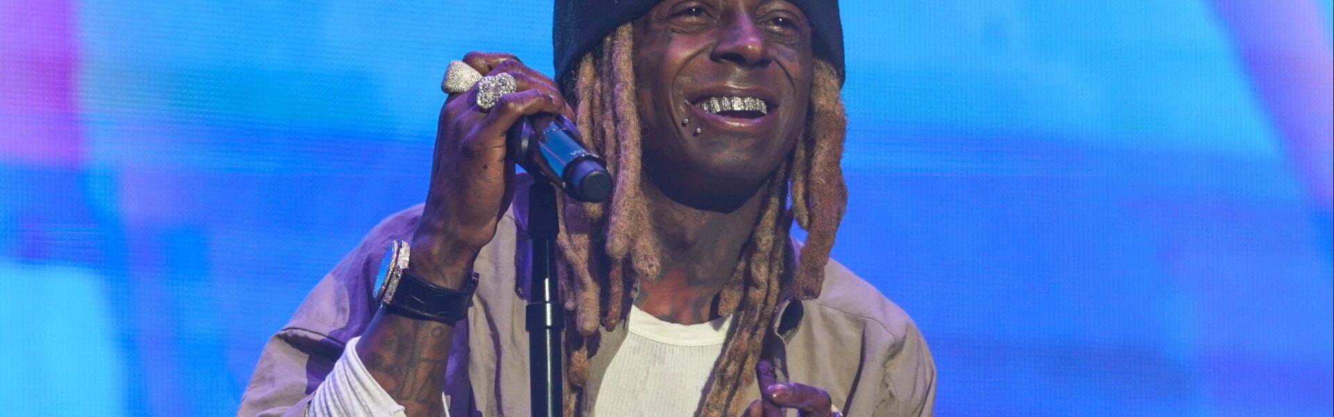 Lil Wayne Lil Wayne post Lil Wayne Jay-Z Jay-Z concert Lil Wayne concert