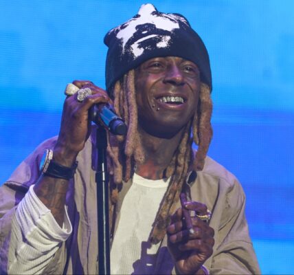 Lil Wayne Lil Wayne post Lil Wayne Jay-Z Jay-Z concert Lil Wayne concert