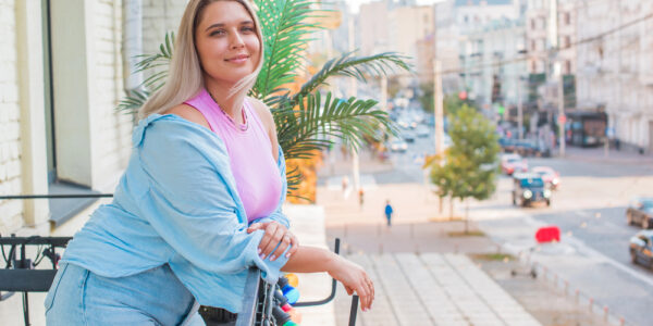 Plus size lady on jean