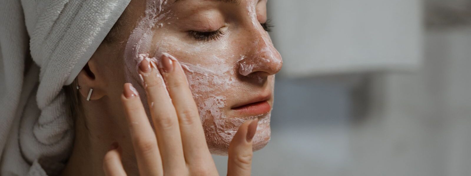 Lady cleansing skin