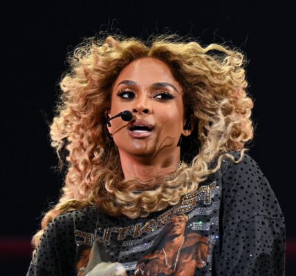 Level Up! Ciara Shows Off Her Moves While Pregnant & Social Media Is Feeling A Way (VIDEOS)