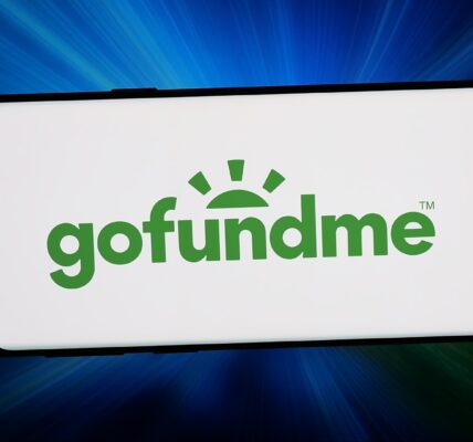 George Floyd siblings family GoFundMe millions Philonise Floyd Zsazsa Floyd LaTonya Floyd Rodney Floyd