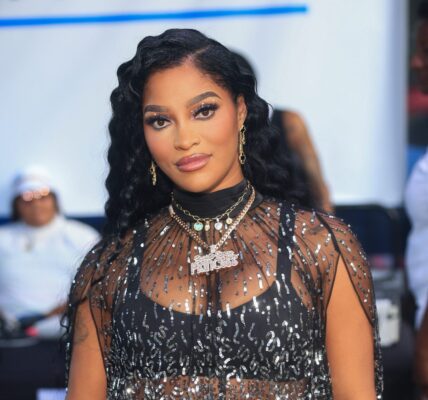 Joseline Hernandez Shares Heartfelt Message While Reuniting With Her Mom After Nine Years