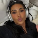 NikeSKIMS Bandeau Bra by Kim Kardashian Stays in Place