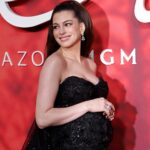 Maternity Style of Pregnant Anne Hathaway: Stunning Looks