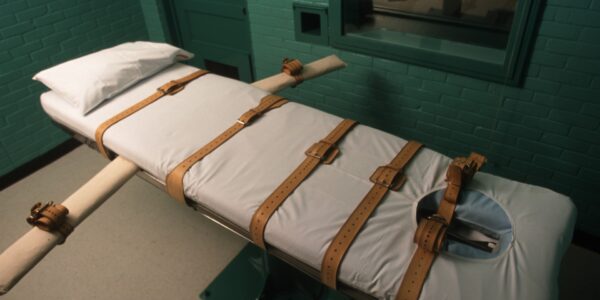 Christa Pike unconscious health update botched failed execution Tennessee ventilator death row