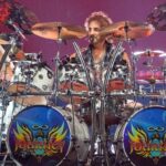 Castronovo 'Doing Great' After Journey's Mid-Show Emergency